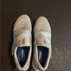 Men’s TIEM Gray cycling shoes size 10